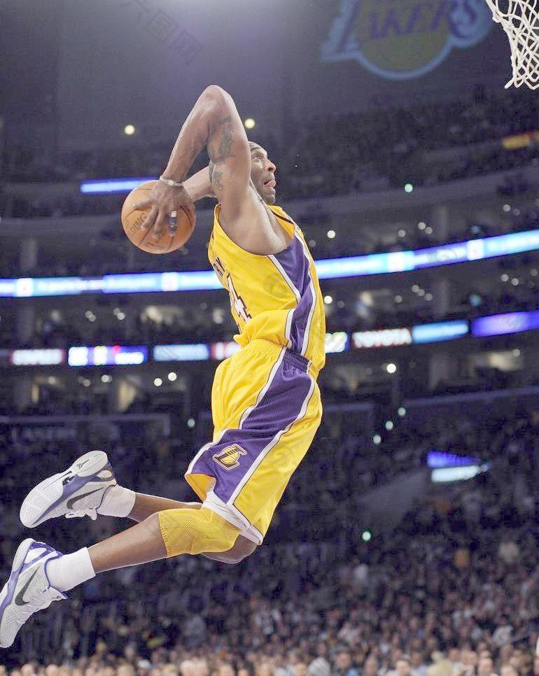 半场战报：瓦伦西亚0-0塞维利亚（半场战况：瓦伦西亚与塞维利亚互交白卷）