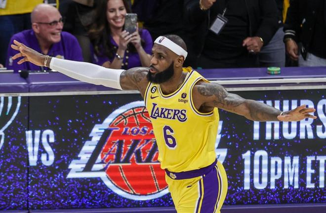 梅开二度，吉拉西当选多特vs比利亚雷亚尔全场最佳（吉拉西双响，荣膺多特对阵比利亚雷亚尔全场最佳）