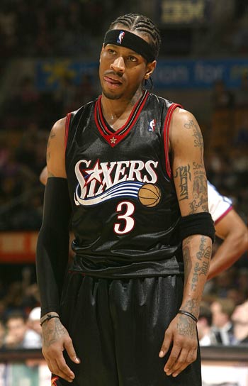 小孩哥！17岁卡尔成为欧冠最年轻连续3场进球球员（17岁小将卡尔欧冠三连场进球，成史上最年轻达成者）