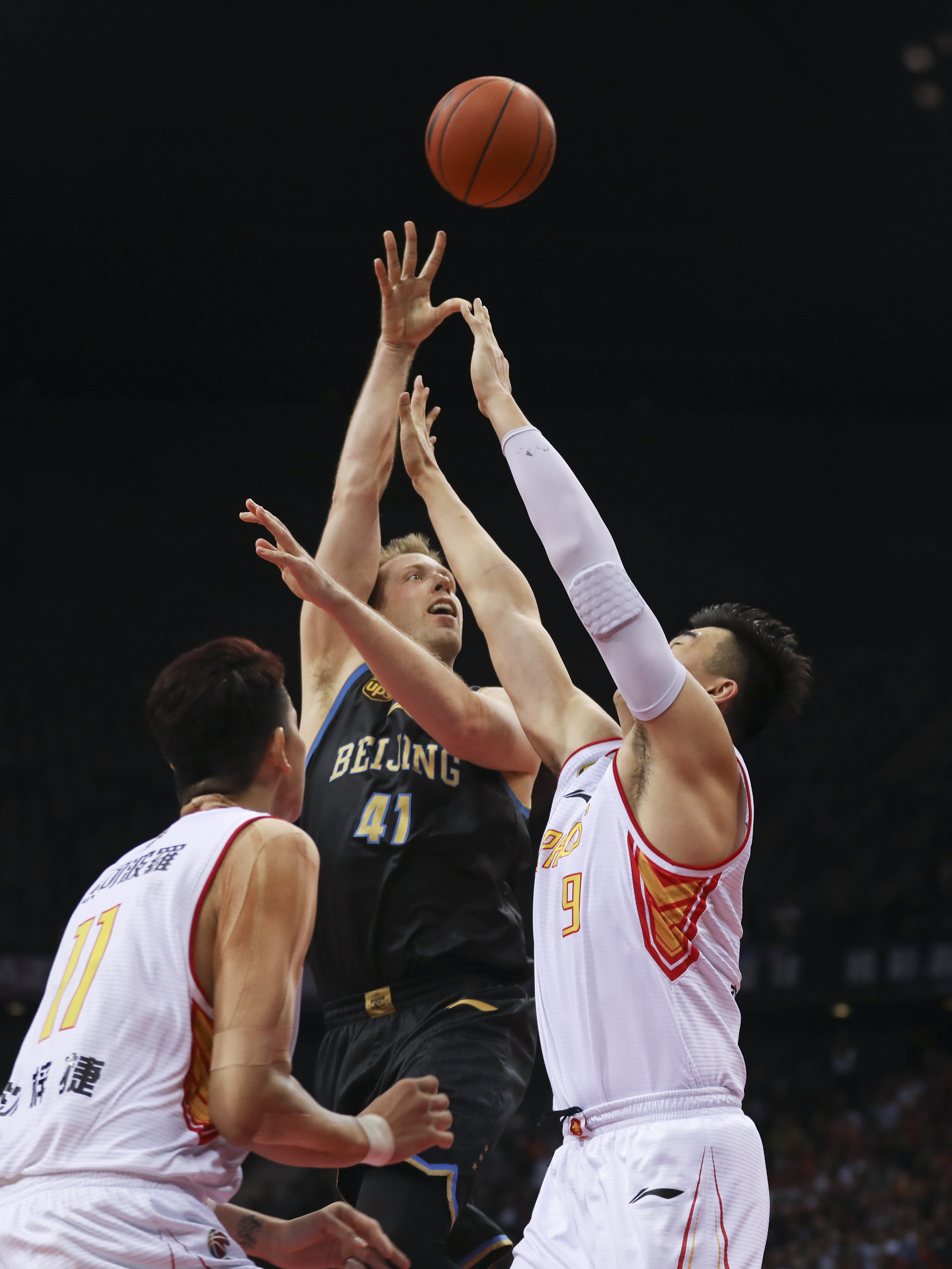 格罗斯：吉拉西非常重要，外界对他的议论是因为其之前太出色（格罗斯：吉拉西至关重要，之所以被热议仅因此前表现太出色）