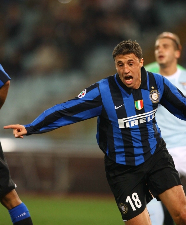 16岁的天空：多特蒙德超新星阿尔伯特本轮青年欧冠集锦（16岁天才高光时刻：多特蒙德新星阿尔伯特本轮青年欧冠集锦）