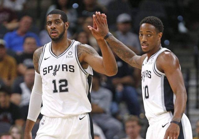 那不勒斯官方：吉尔摩周一将接受手术；据悉将缺阵至明年一月（那不勒斯通报：吉尔摩周一接受手术，预计缺阵至明年一月）