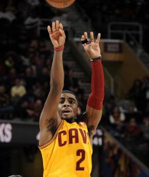 湖人28场用16套首发阵容，联盟第二多（湖人前28场已动用16套首发，联盟第2多）