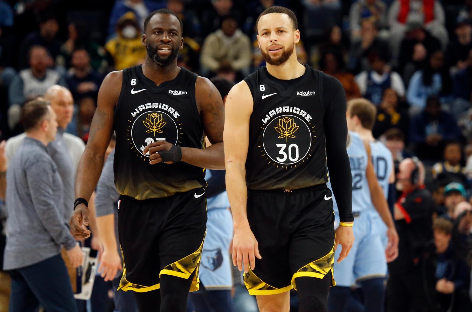 周琦：祝贺前辈们进入中国篮球名人堂 这是激励后辈的奋斗底色（周琦：向入选中国篮球名人堂的前辈致敬，这将成为后辈奋进的底色）