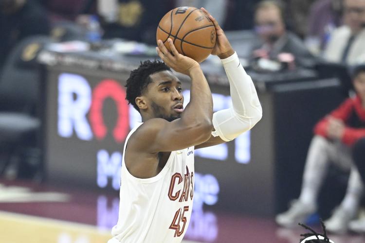 还要补强！英媒：桑德兰有意签下特罗姆瑟中场小将达尔（继续补强？英媒称桑德兰有意引进特罗姆瑟中场新星达尔）