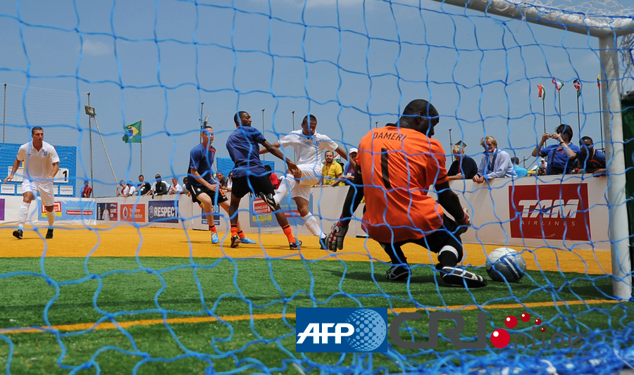 U22国足战韩国首发与负越南相比仅更换门将，王博豪继续出任中锋（U22国足对阵韩国首发仅门将变动，王博豪仍担任中锋）