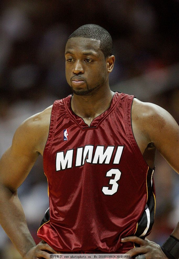 NBA战报：斯潘塞19+7&米切尔29分，勇士99-94击败骑士（勇士99-94险胜骑士：米切尔砍29分，斯潘塞19+7）