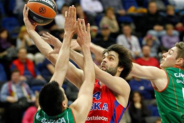 欧冠-巴萨VS法兰克福：巴萨要复仇，更重要的是晋级（欧冠｜巴萨再战法兰克福：复仇心切，晋级为先）